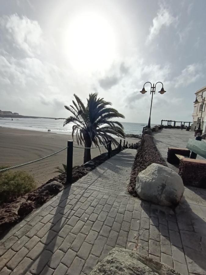 Melenara Beach And Salinetas Beach Тельде Экстерьер фото
